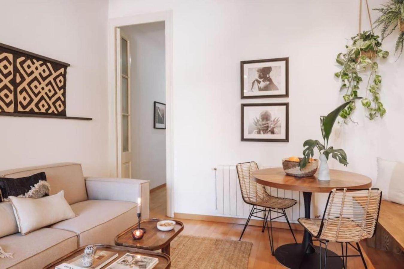 Kakwa - 2 Bedroom And Balcony Eixample Esquerra Apartamento *